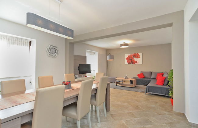 House 1384 - Photo 33