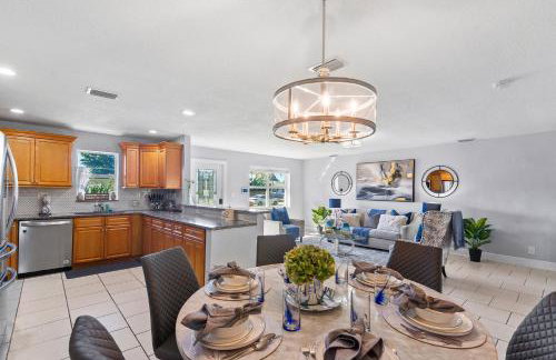 Modern 4BR Getaway Pet Friendly Outdoor Lounge - Foto 24