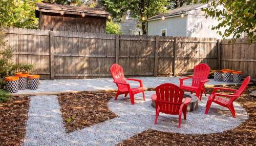 Remodeled Modern Home - private backyard & games! - Foto 5