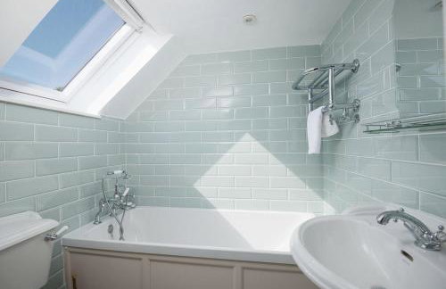 The White House - Photo 17