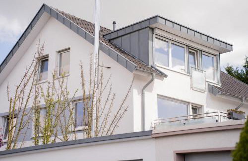 Lichtdurchflutende Wohnoase-Kamin-ruhig-kostenloser Parkplatz- 24-7 Self Check-in, bis zu 5 Personen, sehr geräumig - Photo 41