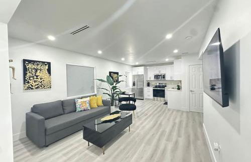 Stay Where Miami Comes Alive - Photo 1