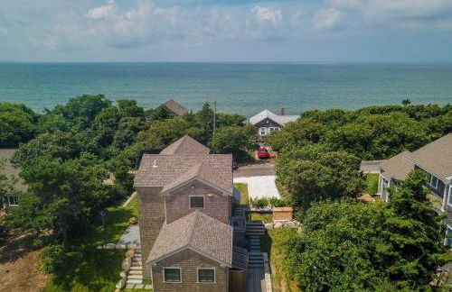 Gorgeous Architectural Home w Water Views - Foto 1