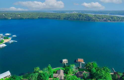 The Linn Creek Lodge Family Home with Private Dock - Foto 40