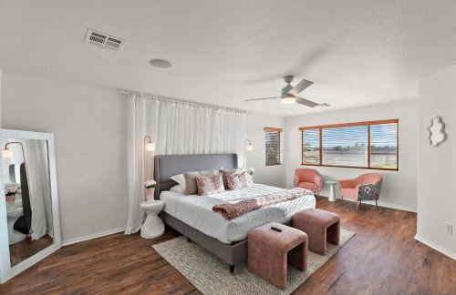 Serenity Splash Upscale Stay Pool Game Lounge - Foto 4