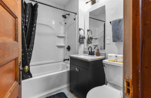 Luxury Midtown Home with Historic Charm - Foto 5