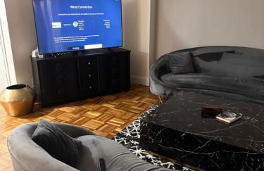 Warm and Welcoming - Photo 5