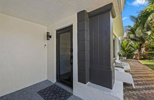 Paradise Palms House - Photo 53