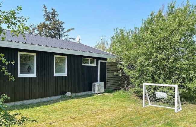 6 Person Holiday Home in Thyholm - Photo 47