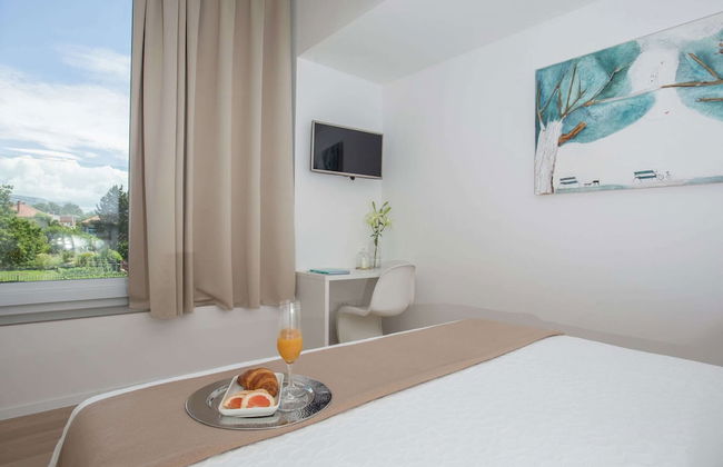 Luxurious Villa With Private Pool and Garden - Foto 2