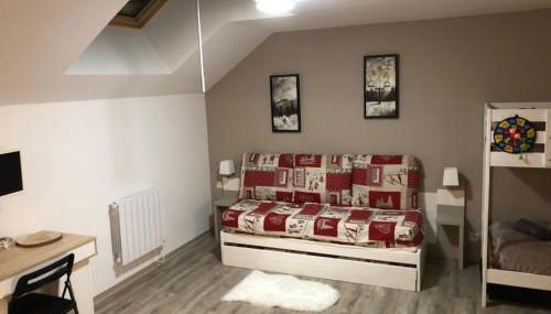 Au bout du bois Piscine sauna hammam accessible en saison et le logement accessible toute l annee - Foto 3