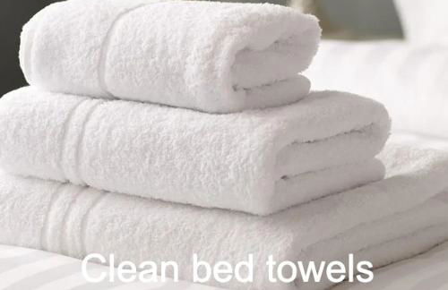 Piso Grande Amplio para grandes grupos 4 Dormitorios 2 baños,Asc 4AC y WIFI - Photo 28