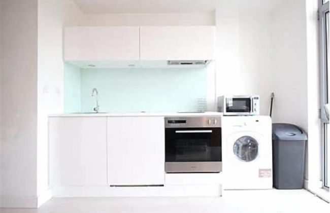 Serviced Apartments Leeds 3 - Photo 8