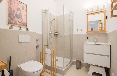 Cozy City Apartment auf 130qm mit Billardtisch für bis zu 9 Gäste - Foto 6