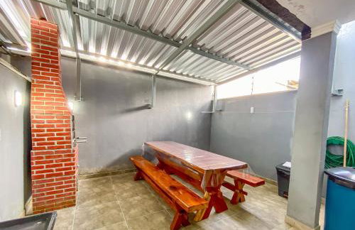 Casa Individual com 2 suítes, cozinha completa, Internet privativa 300MBPS, região bem sossegada com comercios diversos ao redor - Foto 63