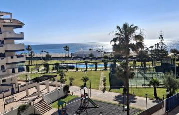 NORIA 2, pied dans le sable, magnifique vue mer, piscine, garage, climatisation - Photo 2