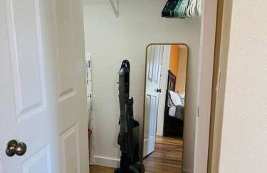 The Twin Flats, Audrey and Far East Escape - Foto 48