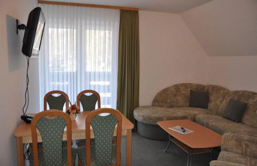 Berggasthof Heuberghaus, direkt am Rennsteig - Foto 46