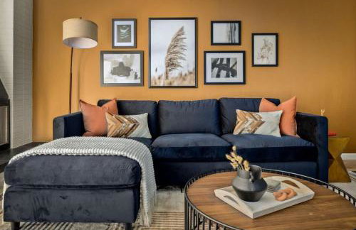 Urban Gallery Loft - King Bed - Larimer Square - Foto 14