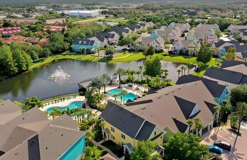 Runaway Beach Club Condo near Disney - Foto 26