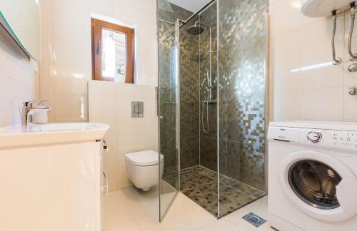 Villa Tina with Swimming Pool, Tennis court, Games room, Sauna, Gym, BBQ - Foto 9