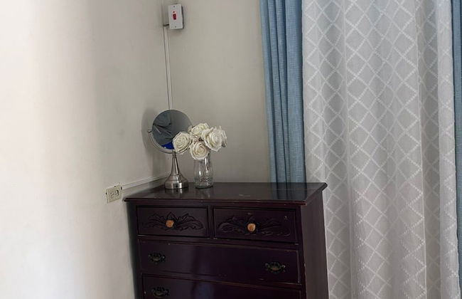 Adorable 1Bed Cottage Walk to the Beach - Photo 14