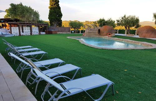 Spacious villa in Can Trabal with private pool and jacuzzi 980 m² - Foto 14