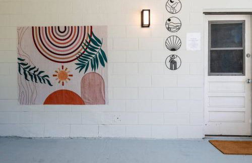 Cruise Haven with Pool, 15 Min to Port Canav & Beach - Foto 32