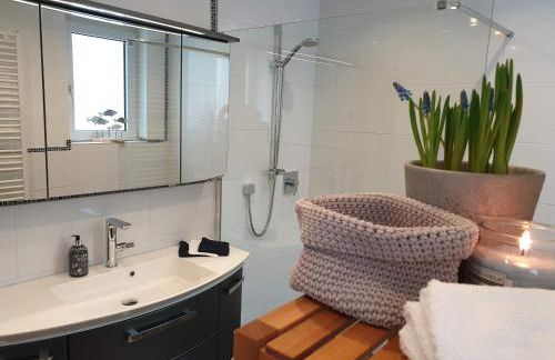 FeWo Winter in der Villa Waldrand mit zwei Balkonen - Foto 14