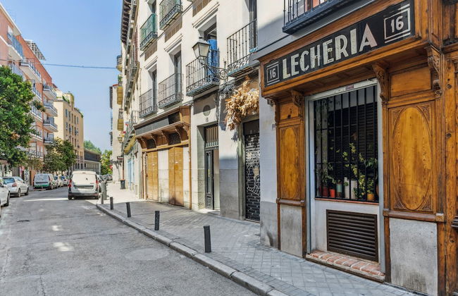 Limehome Madrid Calle de la Paloma - Photo 56