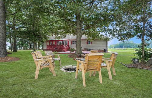 Spacious 3BR with Dock on Working Farm with Pool Table - Foto 8
