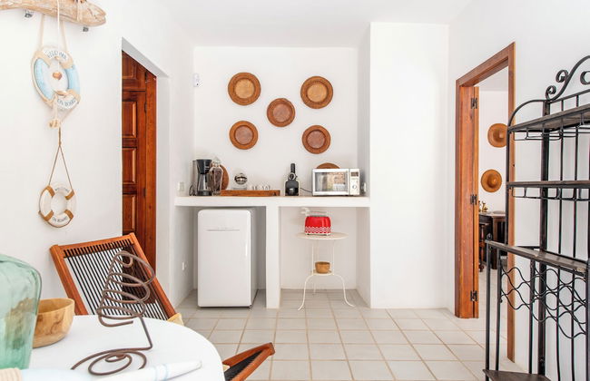 San Josep 6-bed Villa, Sleeps 14, Pool & Sea View - Photo 38