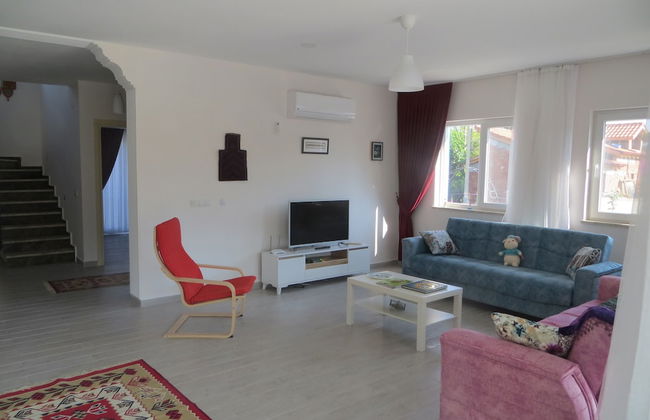 Villasleeps10-pool-bbq-mountainview-ac-parking - Foto 12