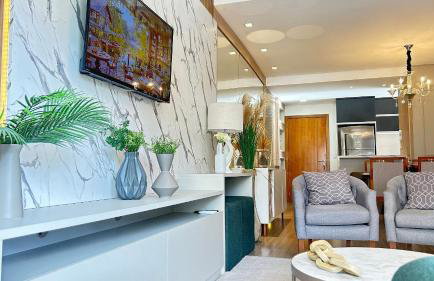 Belíssimo Apto com lareira e piscina aquecida! - Foto 3