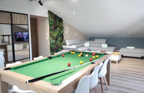 Verdun Centre - Full climatisation - 3 chambres - 7 couchages - 10 personnes - Parking Proche - Terrain 800m2 - Balnéothérapie - Air de jeux extérieurs - TOP CONFORT - Géré par PrestaZen'Services - Photo 3