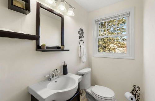 Hot Tub, Electric Bikes, Solo Stove, Projector, Smores - Foto 39