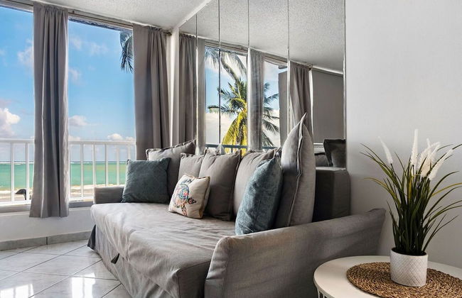 Playa Verde Apt Pool for 4 - Photo 18