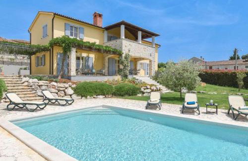 Villa in Sveti Lovre with swimming pool - Foto 1