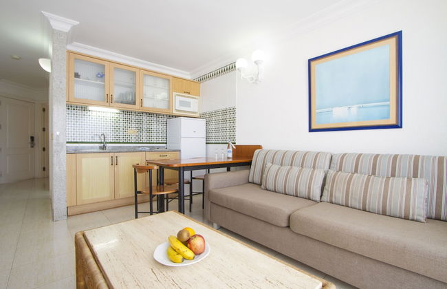 Plus Fariones Apartamentos - Photo 28