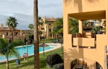 Elegant apartment, stunning views, fully renovated in la Hacienda del Senorio de Cifuentes - Photo 45