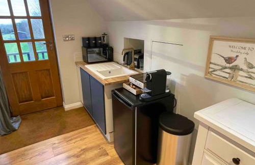 Private Countryside Annexe with Exclusive Wood Burner, Outdoor Hot Shower & Views - Foto 37