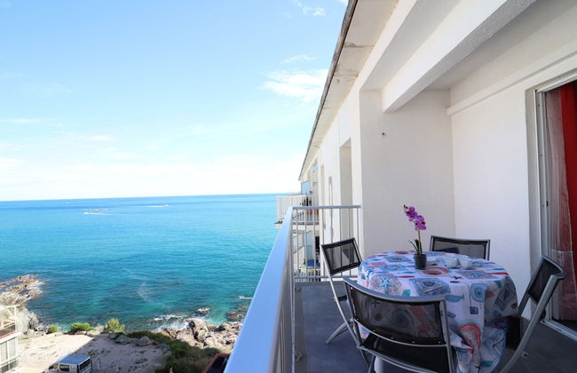 Apartment in Roses With Balcony - Photo 15