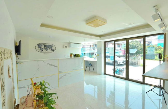 RQ Suvarnabhumi Airport by Collection O - Photo 3