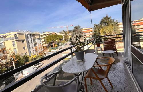 Heliotel Marine Studio 30m2 très lumineux avec terrasse 17m2 au 3eme étage - Foto 1