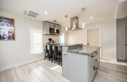 Luxurious room in Fall River Stay - Foto 23