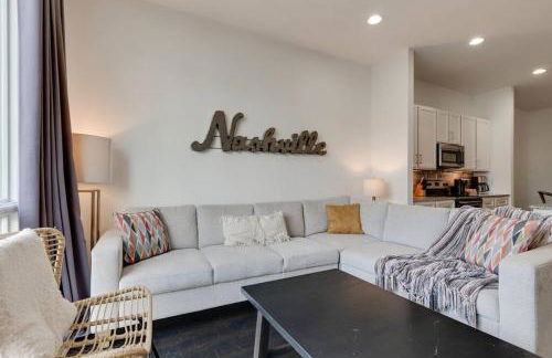 Epic Location- Steps from 12th S, Sleep12 - Foto 16