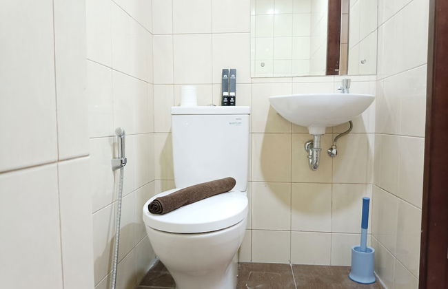 Homey And Tidy Studio Apartment At Vida View Makassar - Foto 8