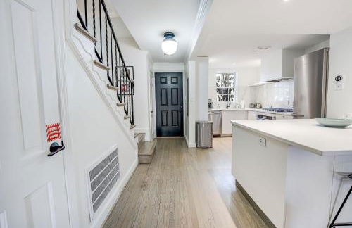 Walk to Georgetown - GWU - Kennedy Center - National Mall - Metro - Foto 11