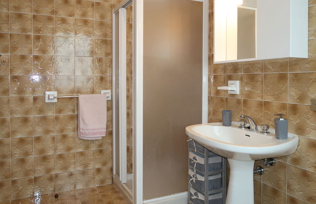 2 bedroom Apartment in Caldonazzo with garden and terrace - Photo 16