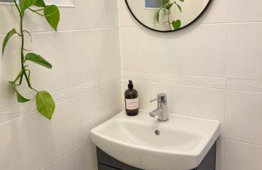 Family Friendly House in Norwich with Parking - Foto 4